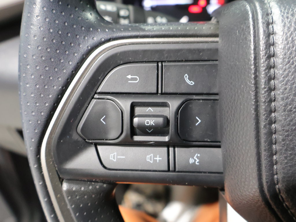 Used 2025 Toyota Tundra SR5 w/ SR5 Convenience Package AWD/4WD image 33