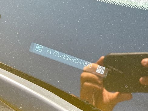 Used 2024 Chevrolet Trax RS w/ Driver Confidence Package image 36