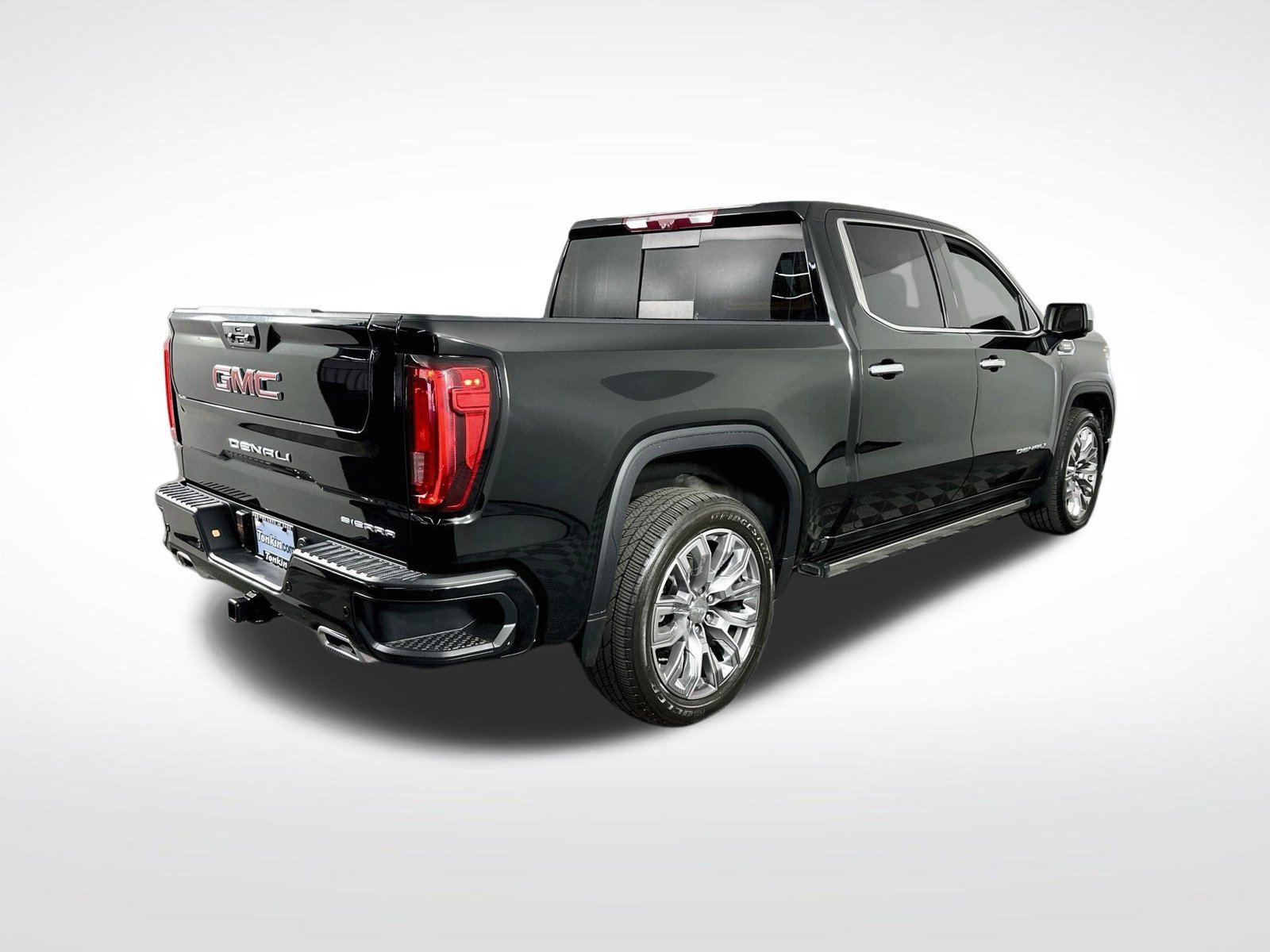 Used 2023 GMC Sierra 1500 Denali w/ Denali Reserve Package AWD/4WD image 8