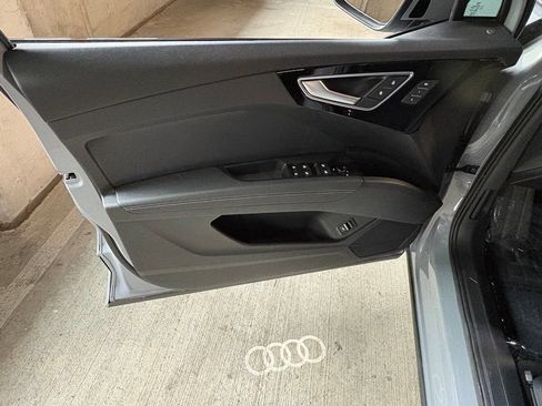 Used 2024 Audi Q4 e-tron Premium w/ Convenience Package AWD/4WD image 19