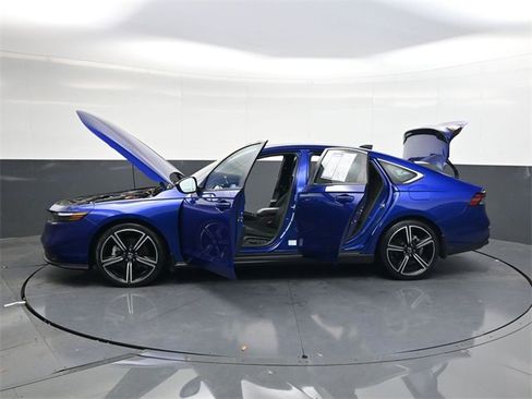 Used 2023 Honda Accord Sport image 37