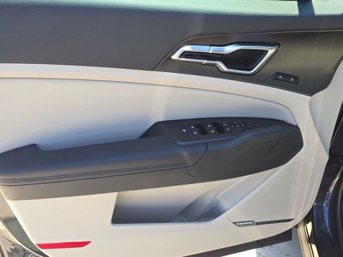 New 2026 Kia Sportage SX AWD/4WD image 18