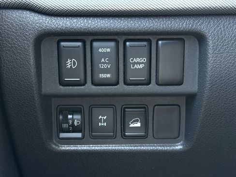 Used 2019 Nissan Titan PRO-4X w/ Pro-4x Convenience Package AWD/4WD image 23