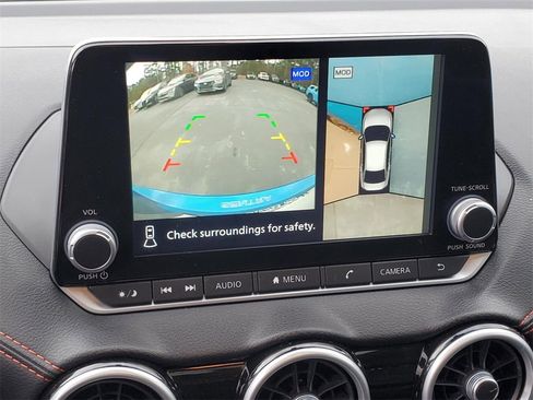 Used 2024 Nissan Sentra SR w/ SR Premium Package image 7