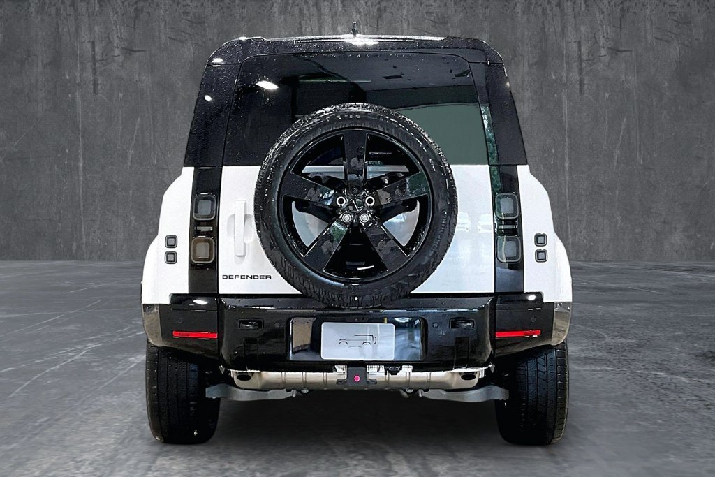 New 2026 Land Rover Defender 110 X-Dynamic SE AWD/4WD image 5