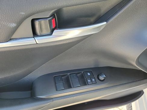 Used 2024 Toyota Camry SE w/ Convenience Package FWD image 16