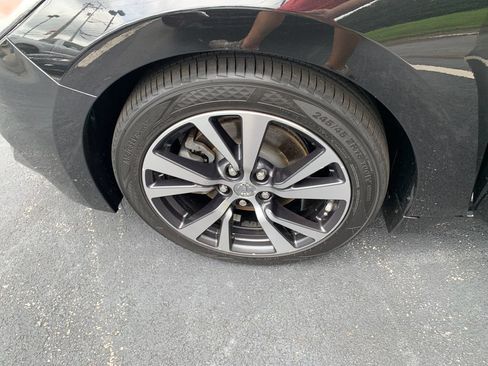 Used 2017 Nissan Maxima Platinum FWD image 28