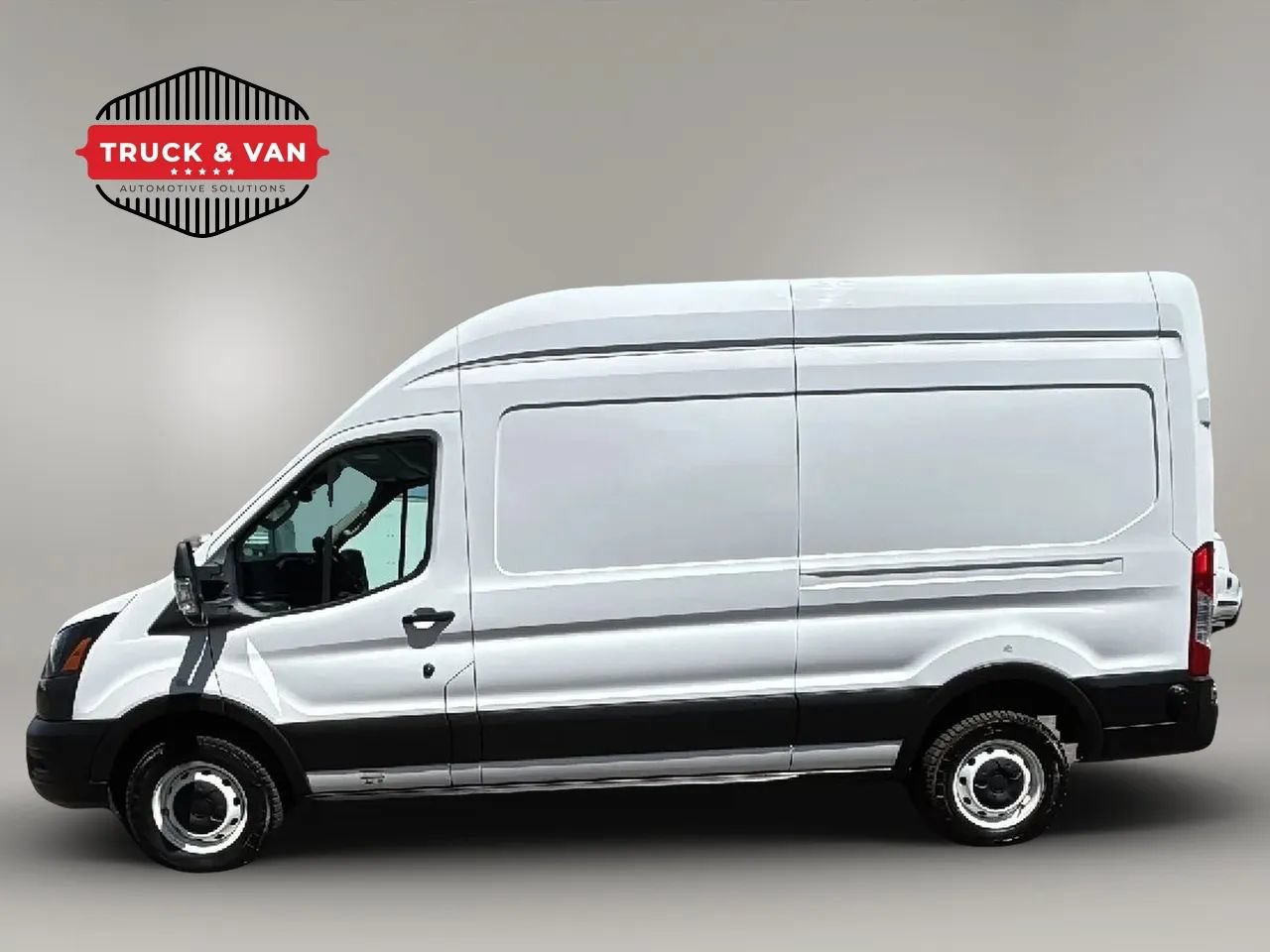 Used 2022 Ford E-Transit 148 High Roof w/ Load Area Protection Package RWD image 2