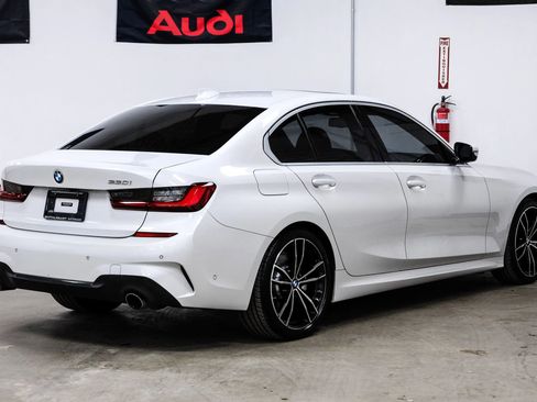 Used 2019 BMW 330i Sedan image 9