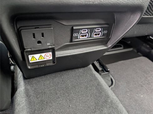 New 2026 Jeep Grand Cherokee Laredo X AWD/4WD image 11