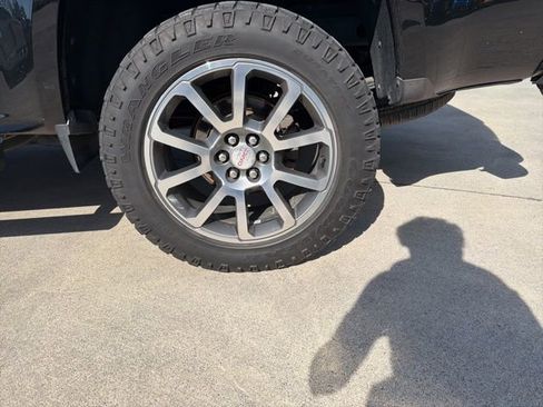 Used 2019 GMC Canyon Denali image 10