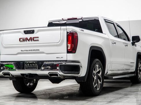 Used 2024 GMC Sierra 1500 SLT w/ SLT Premium Plus Package AWD/4WD image 12