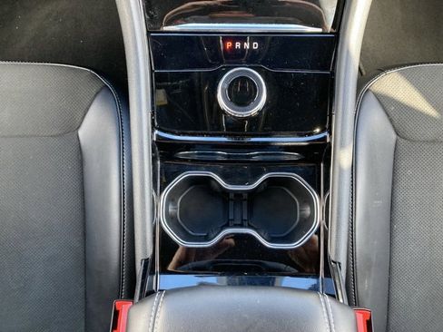 Used 2023 Jeep Grand Cherokee L Laredo image 28