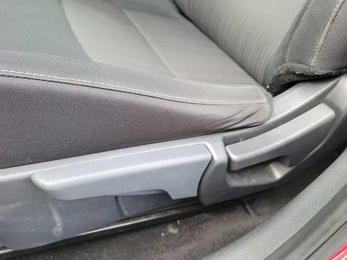 Used 2024 Nissan Sentra SV FWD image 18
