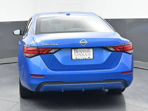 Used 2025 Nissan Sentra SV FWD image 39