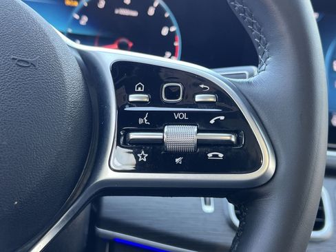 Certified 2022 Mercedes-Benz GLE 350 4MATIC image 37