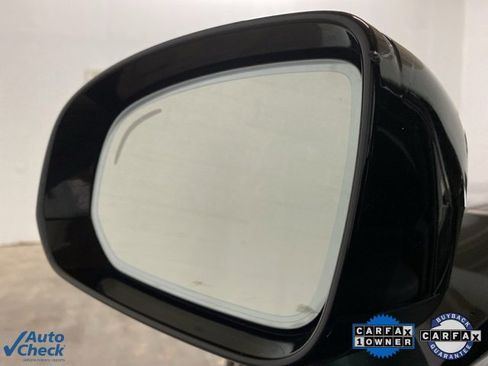 Used 2025 Volvo XC60 B5 Plus image 81