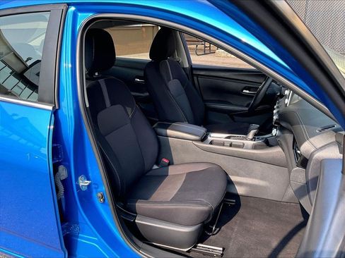 Used 2023 Nissan Sentra SV FWD image 11