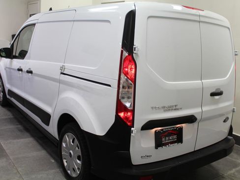 Used 2023 Ford Transit Connect XL image 4