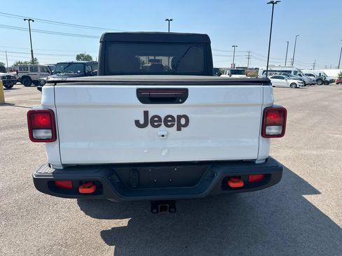 Used 2021 Jeep Gladiator Mojave w/ Cold Weather Group AWD/4WD image 6