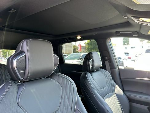 Used 2026 INFINITI QX60 Autograph w/ Dark Cargo Package AWD/4WD image 18