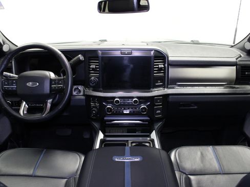 Used 2026 Ford F250 Platinum AWD/4WD image 22