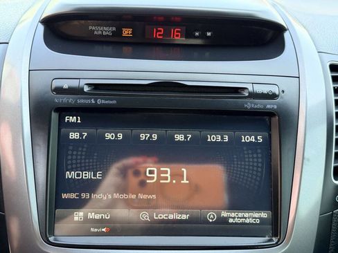 Used 2014 Kia Sorento SX image 20