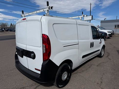 Used 2018 RAM ProMaster City Tradesman image 9