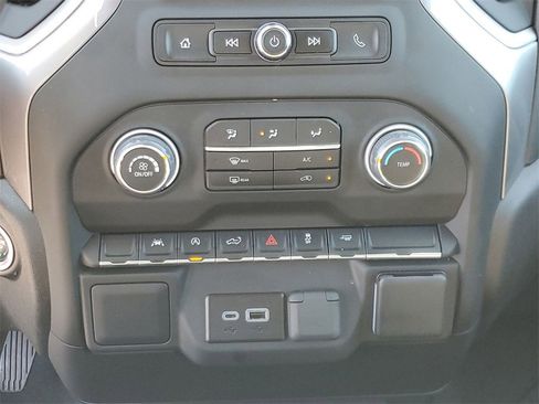 Certified 2024 Chevrolet Silverado 1500 Custom image 14