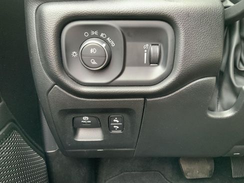 Used 2023 RAM 1500 Big Horn AWD/4WD image 31