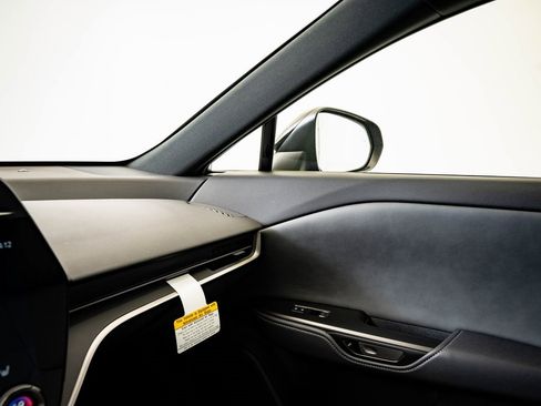 New 2026 Lexus RZ 450e AWD image 32