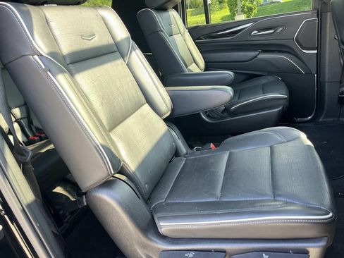 Used 2022 Cadillac Escalade ESV Sport w/ Touring Package AWD/4WD image 23