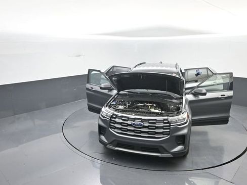 New 2026 Ford Explorer Active RWD image 41
