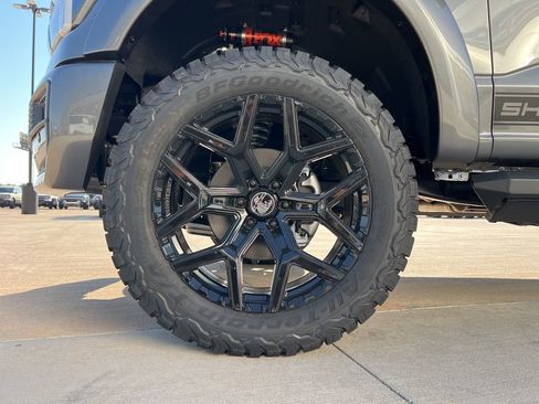 New 2025 Ford F150 Lariat w/ Equipment Group 501A Mid image 9