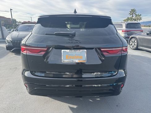 Used 2021 Jaguar F-PACE S image 6