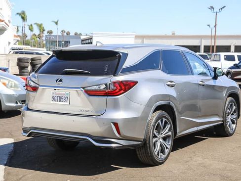 Used 2018 Lexus RX 350L FWD w/ Premium Package image 3