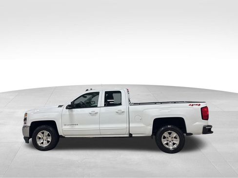 Used 2018 Chevrolet Silverado 1500 LT w/ All Star Edition image 12