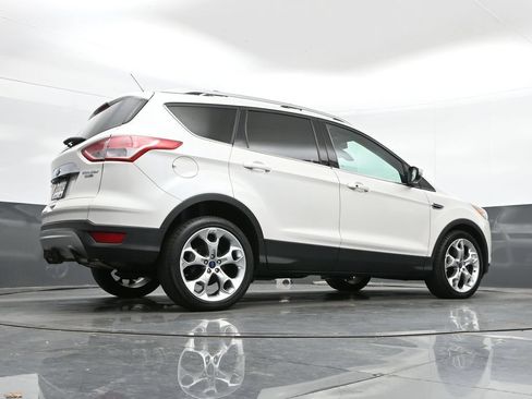 Used 2015 Ford Escape Titanium w/ Equipment Group 301A AWD/4WD image 42