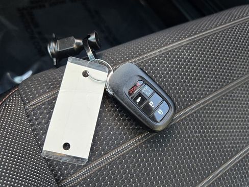 Certified 2025 Honda CR-V Sport image 18