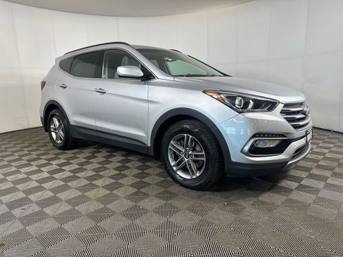 Used 2017 Hyundai Santa Fe Sport AWD/4WD image 2