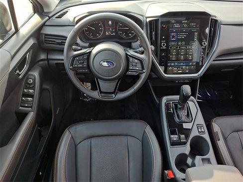 Certified 2025 Subaru Crosstrek 2.5i Limited w/ Popular Package #4A image 11