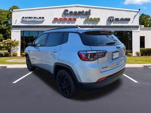 New 2026 Jeep Compass Latitude AWD/4WD image 6