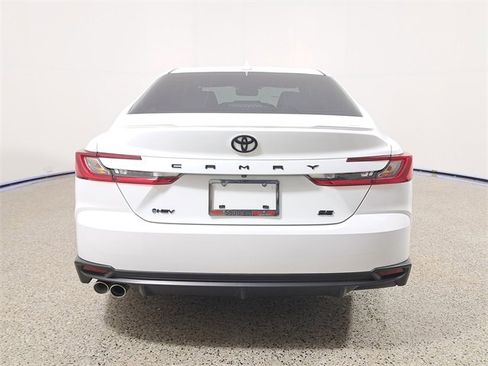 Used 2025 Toyota Camry LE image 6