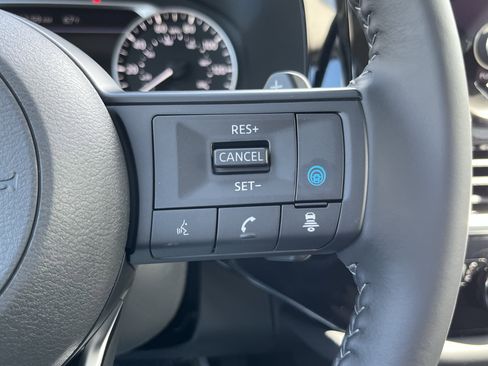 New 2025 Nissan Pathfinder SV w/ SV Premium Package image 24