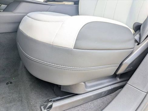 New 2025 Land Rover Range Rover Sport Dynamic SE image 4