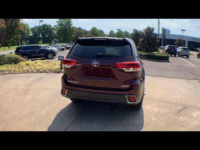Used 2019 Toyota Highlander Limited FWD image 7