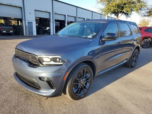 Used 2021 Dodge Durango SXT image 2