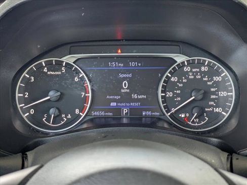 Used 2024 Nissan Altima 2.5 SV FWD image 11
