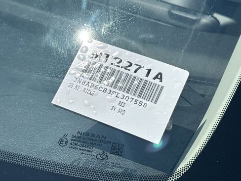 Used 2025 Nissan Kicks SV AWD/4WD image 16