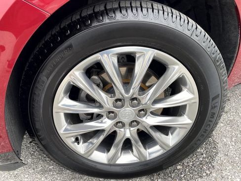 Used 2018 Buick Enclave Premium AWD/4WD image 6